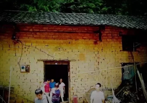 住房在進步—時代呼喚環保建筑在廣大農村大展身手(圖4) 土墻屋