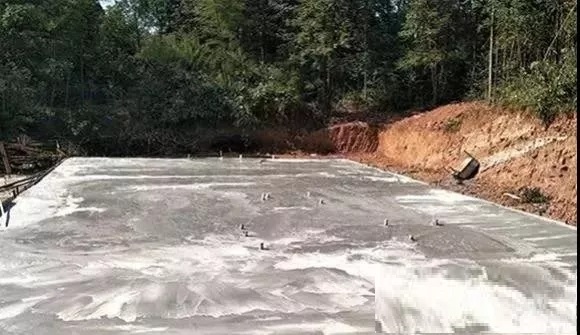 輕鋼別墅的地基要做多深？(圖2)